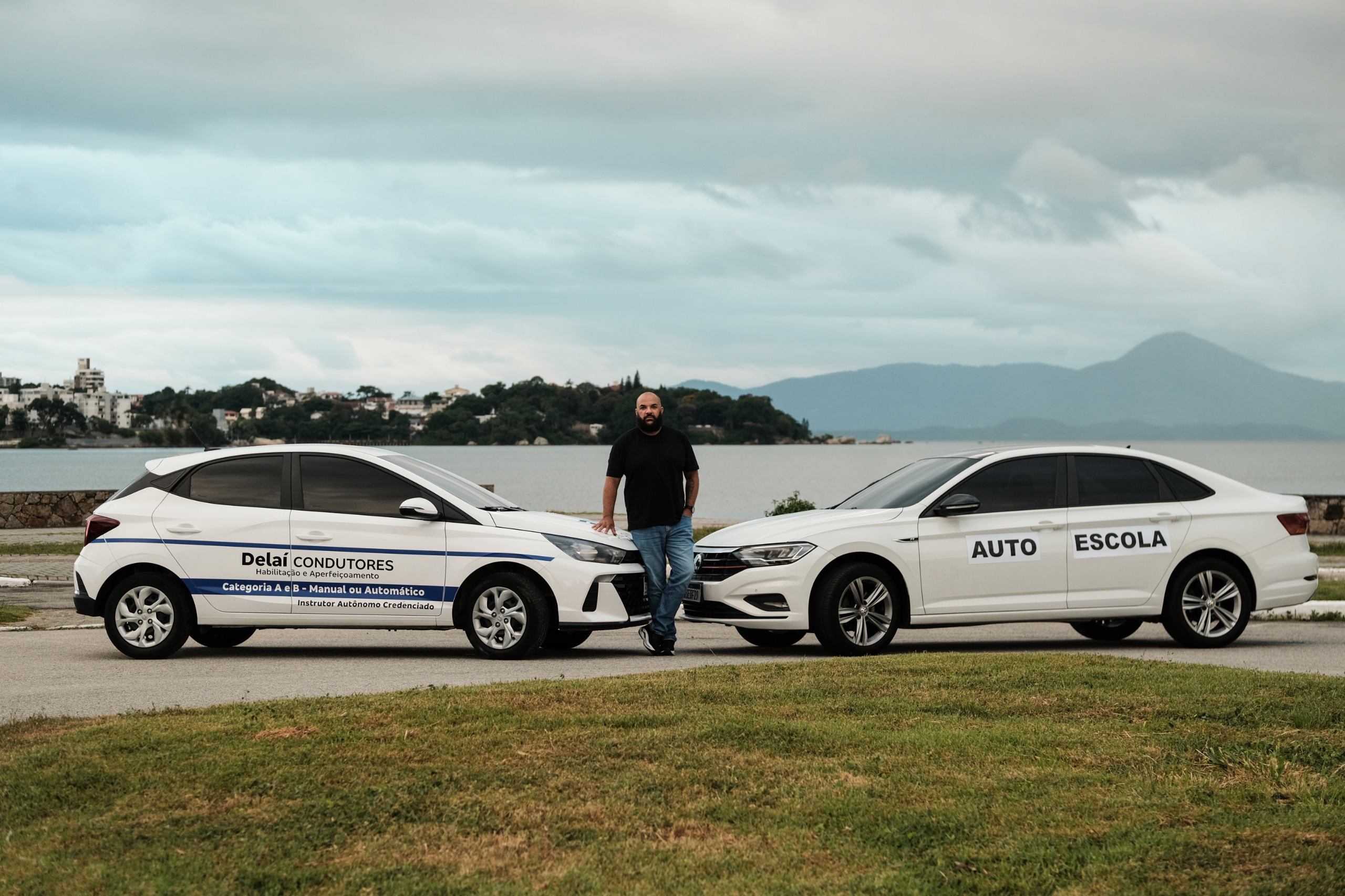 Volkswagen Jetta R-Line e Hyundai HB20, veículos de aula Delai